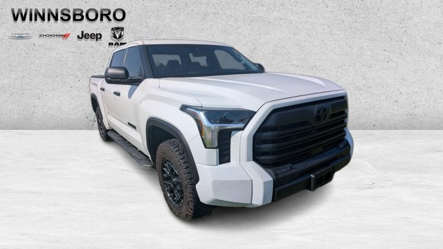 2025 Toyota Tundra 4WD SR5