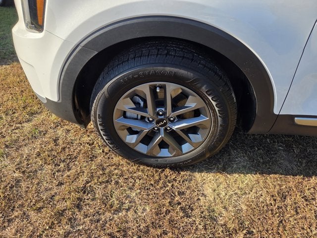 2023 Kia Telluride LX