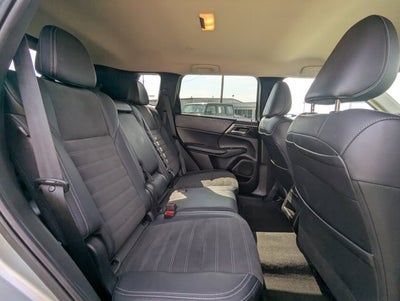 2023 Mitsubishi Outlander PHEV SE S-AWC