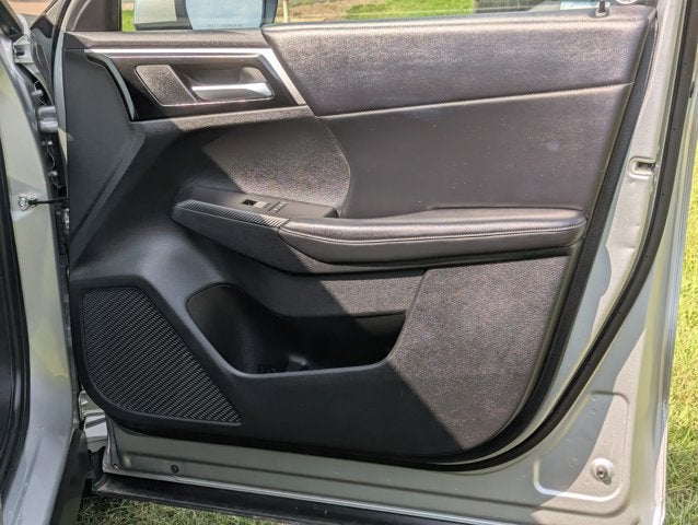 2023 Mitsubishi Outlander PHEV SE S-AWC