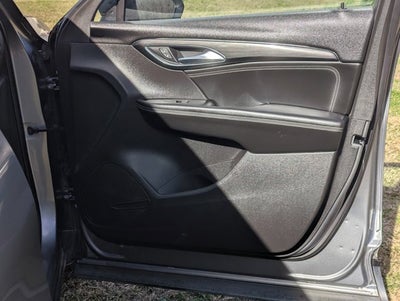 2022 Buick Envision FWD Essence